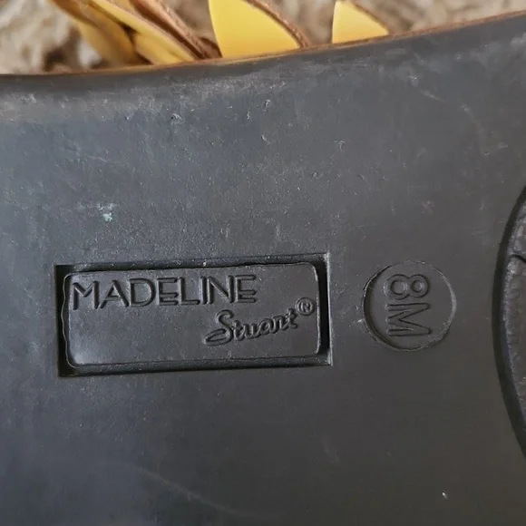 Womans Madeline yellow floral  sandal size 8 - Picture 7 of 10